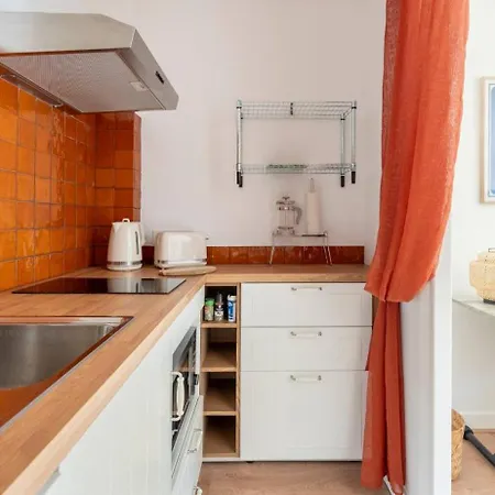 De Luxe Au Coeur De *